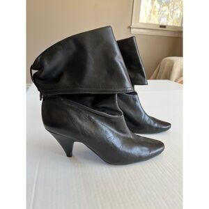 Pazzo‎ Size 8.5 Leather Black Boots Folded Point Toe Pull On Heel